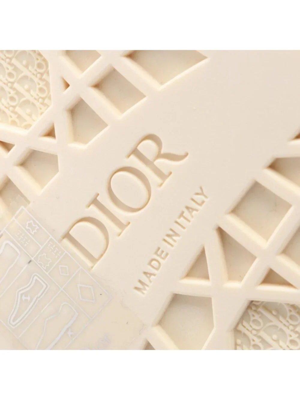Dior there are